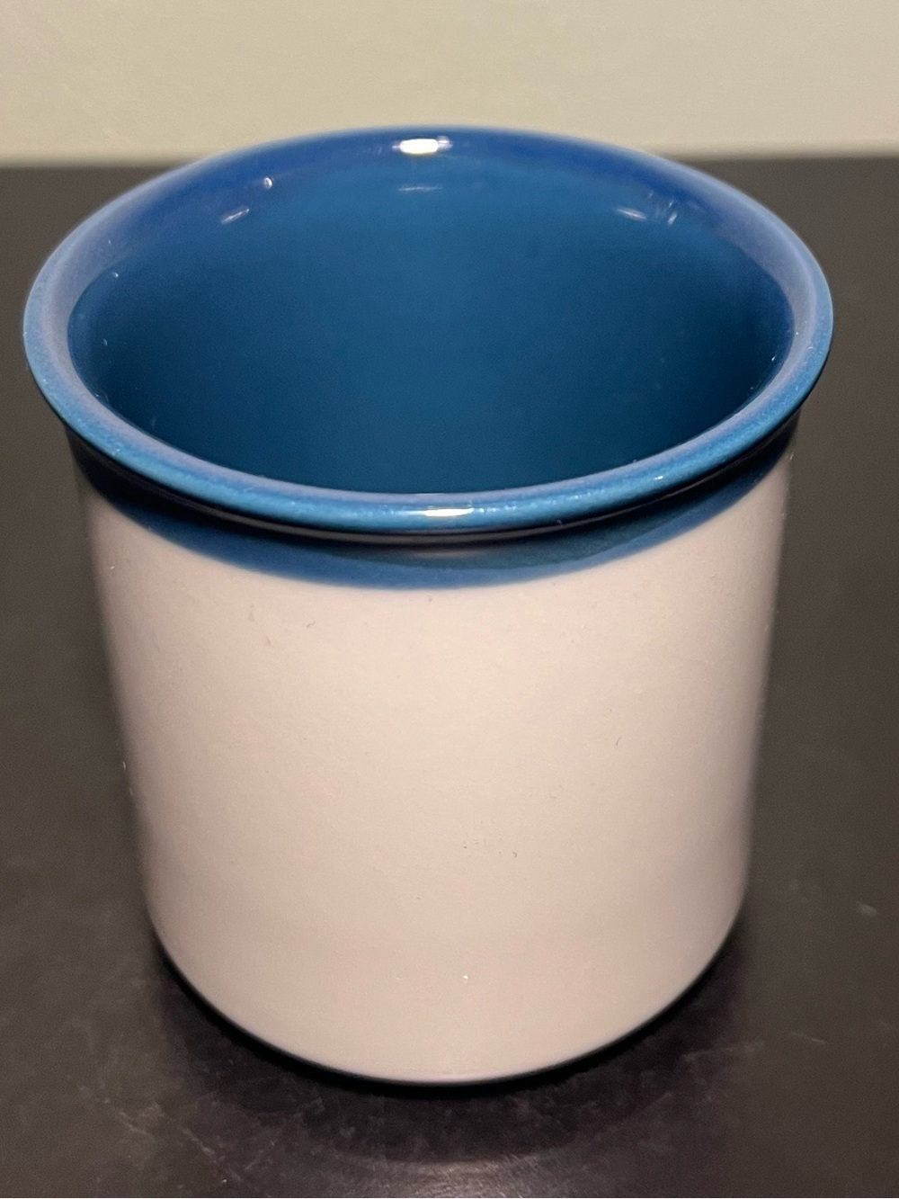 Vintage OTAGIRI Embossed Blue Orca Whale in Textured Ocean Waves Stoneware Mug - Picture 5 of 9
